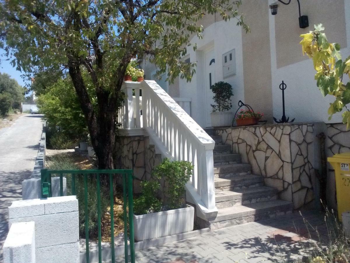 Apartman "Tatjana" Jezera Exterior foto