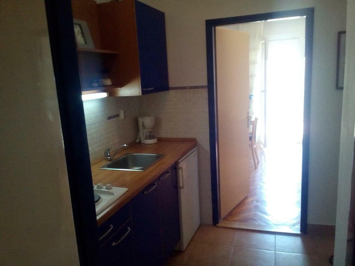 Apartman "Tatjana" Jezera Exterior foto